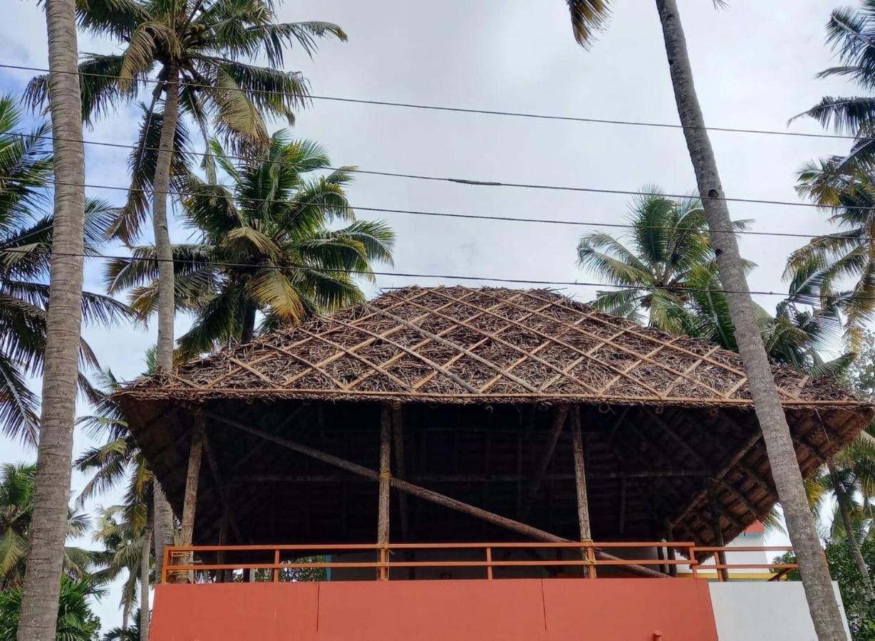 Madhav Mansion Beach Resort Варкала Экстерьер фото